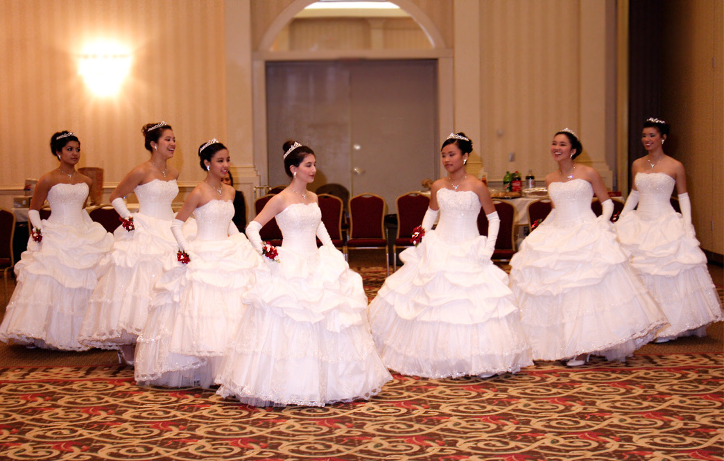 Ukrainian debutantes: Is it time to modernize?